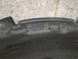 Aislamiento de capó BMW OEM 7221993 y clips