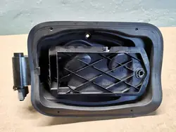 BMW X1 F48 F49 Bränsletanklock OEM 7359171
