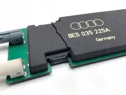 Antenne OEM 8E5035225A pour Audi A4 B6 Berline 00-05