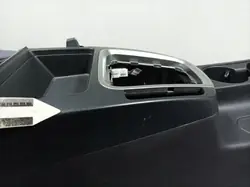 Kia Ceed III keskikäytävän käsinoja OEM Lochow-324919-