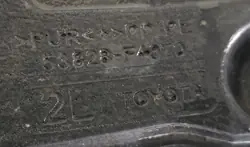 Toyota OEM 53828-F4070 Fram vänster skärmskum