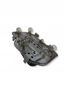 Inserção Farol Traseiro Esquerdo OEM 6Q6945257A - Usado
