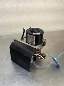 Pompe ABS OEM 9665343980 pour Peugeot Citroen