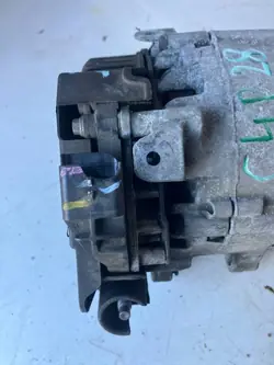 Alternateur Start Stop OEM 9674646180-03 pour 1.6 EHDI