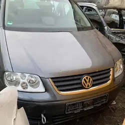 Framhuv VW TOURAN I 1T 2005 Färg LD7X