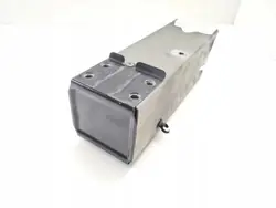 Tesla Model 3 Murtovyöhyke Vasen/Oikea OEM P1088149-00-F