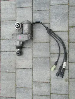 Atuador direção eixo traseiro Porsche 991 911 99133105825