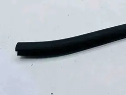 Audi TT Motorhukspackning OEM 8J0823731B - Begagnad