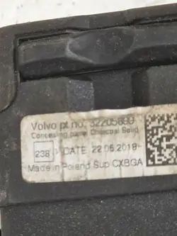 Estante de maletero Volvo OE 32205899 para XC60 II