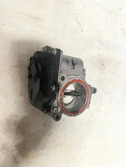 Corps de papillon Audi 3.0 TFSi