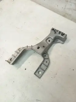 Suporte esquerdo viga dianteira Jaguar XE XF OEM