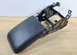 Audi A4 B8 A5 8T Käsinoja OEM 8K0864263