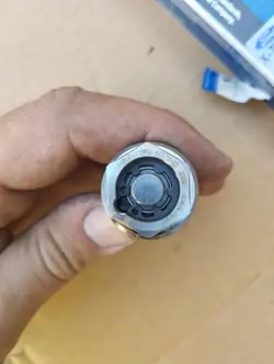 Nokka-akseliventtiili OEM CM5G6C570CD Ford 1.0 EcoBoost