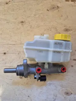 AUDI A1 Remvloeistofreservoir 6R1611019A