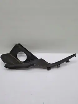 Protector de paso de rueda izquierdo Dodge OE 68260207AC