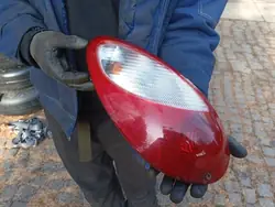 Lámpara Trasera Izquierda EAE 5116223AA