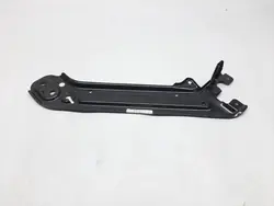 OEM 575821168 voorste spatbordbeugel voor Seat Ateca