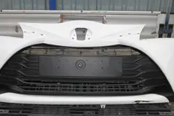Pare-chocs avant Toyota Yaris III Lift 17-19 52119-0DA40