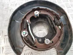Handbromsskor OEM 6A20 för Lexus RX 330-400H