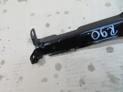 Audi OE 8K0821135P support d'aile