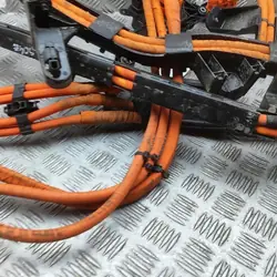 Câble charge batterie VW Tiguan 5QS971015