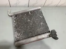 Radiateur Additionnel Droit Land Rover LR092120