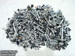 Ensemble de boulons Chrysler Pacifica 2021 OEM 282202