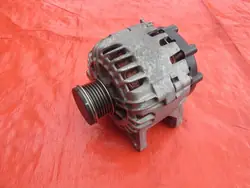 NISSAN ROGUE 2.5i 2016 Vaihtovirtageneraattori 23100-4BA0A