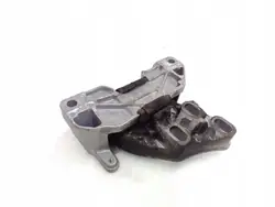 Mercedes-Benz A W177 2018 Vaihteiston kiinnike