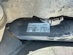 Crochet de remorquage OEM 80A800495J pour Audi Q5 SQ5
