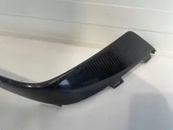 Bande de pare-chocs carbone Audi RSQ8 gauche arrière OEM 4M8853841A