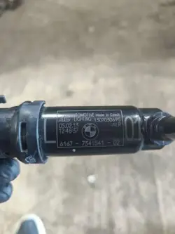 Höger strålkastartvätt OEM 6167734154102 BMW 7-serie