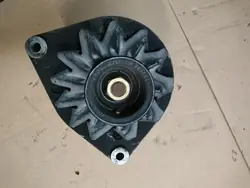 Vaihtovirtageneraattori Bosch 0 120 489 300