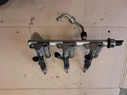 PEUGEOT 5008 II P87 1.2 PureTech Rampe d'injection Injecteurs OEM