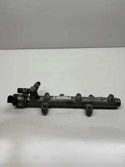 Audi A6 C6 3.0 TDI insprutningsräls OEM 059130090AH