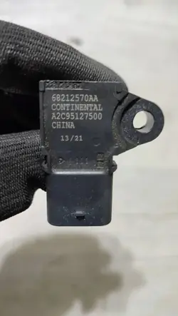 OEM 68212570AA Painesensorit Alfa Romeo Stelvio:lle