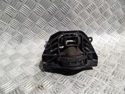OIKEN MOOTTORIN KIINNITYS JEEP AVENGER 2023 1.2 THP OEM