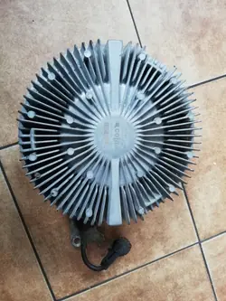 Mercedes Actros Visco-kytkin OEM 5412000922 - Käytetty