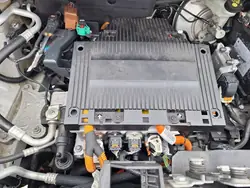 Caixa de Velocidades OEM E-BERLINGO Usada 2023