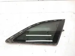 Begagnat Audi OE bakre höger ruta 8W9845298AA