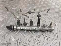 Brandstofrail RENAULT TRAFIC II 2.5L diesel 8200378703