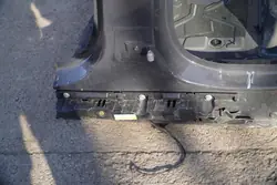 B-pilarin verhoilu vasen BMW X6 G06 F96 C36 19-