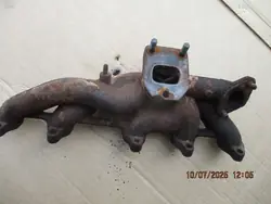 Collecteur échappement VW Transporter 2.5L Diesel OEM 07425303