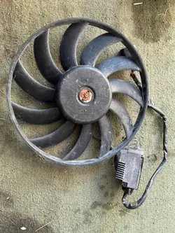 Module ventilateur Audi OEM 251109 pour A4 B8