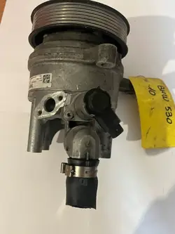 BMW Servostyrpump OEM 677619202 Begagnad