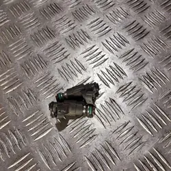 Inyector Subaru OE OEM 0013714 - 2.0L Gasolina