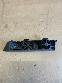 KIA Guia de Para-choque Frontal Esquerdo 86513F1000