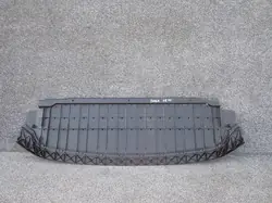 Placa de soporte parachoques Skoda OE 657807061 Scala