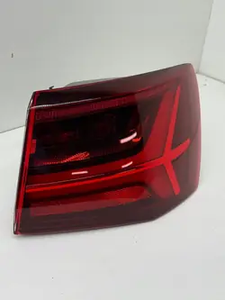 AUDI A6 C7 Avant Luz Trasera Derecha LED OEM