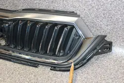 SKODA OCTAVIA IV 20-23 Grill 5E3807723